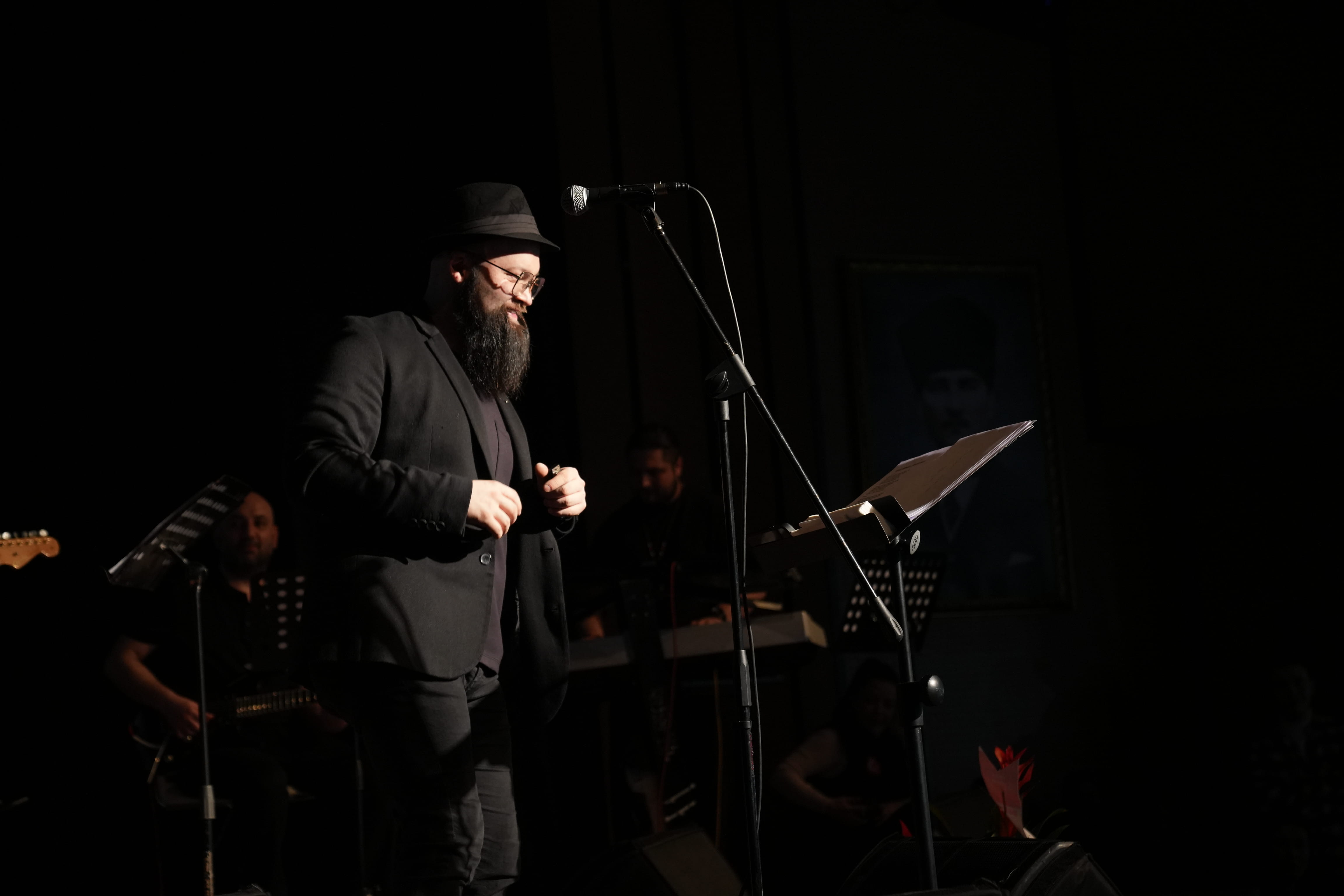 EFSANELERE SAYGI GECESİ